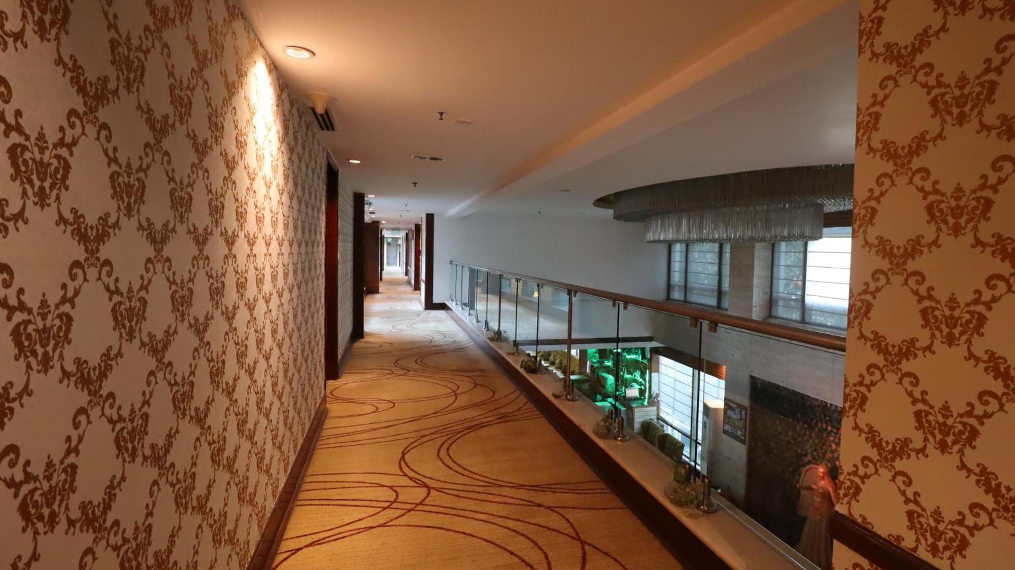Skycity Hotel Gurgaon Exterior foto