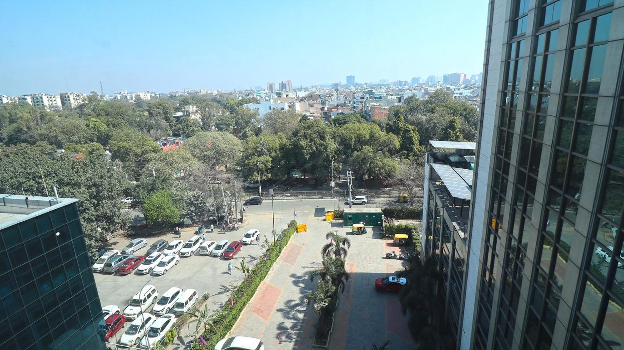 Skycity Hotel Gurgaon Exterior foto